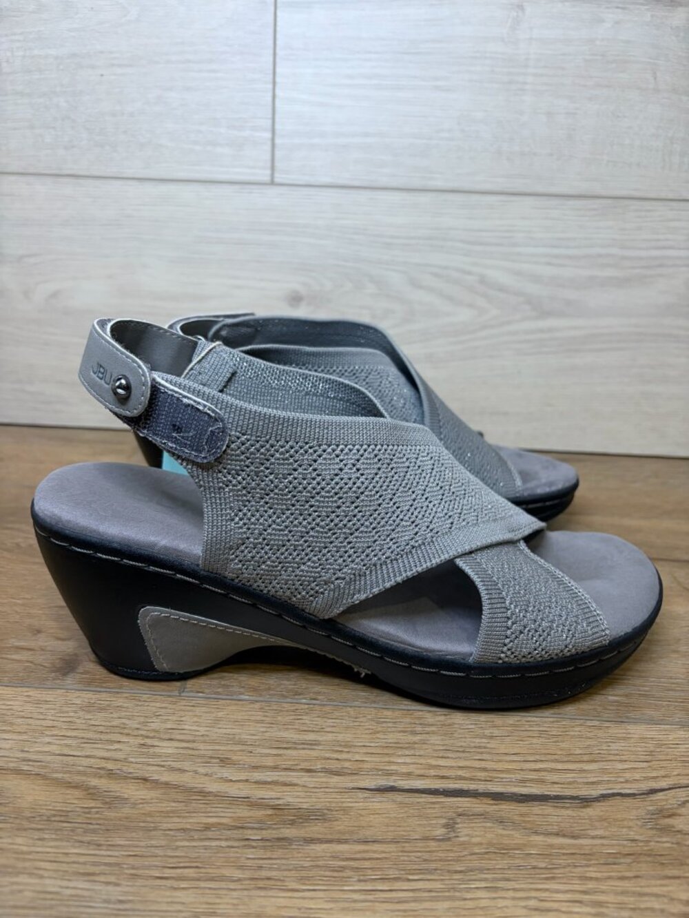JBU by Jambu Alyssa Shimmer KnitWedge Sandal Grey 9.5M NWT